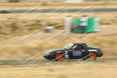 media/Jun-01-2025-CalClub SCCA (Sun) [[eae223c5dd]]/Group 5/Lap race/